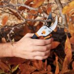 Fiskars Bypass Pruning Shears 5/8” Garden Clippers - Image 2